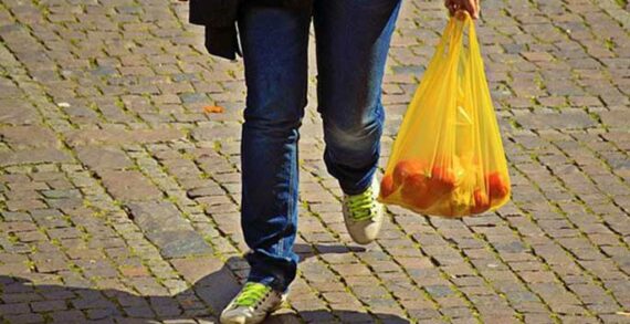 Regina bans plastic bags – sort of