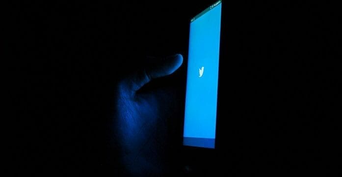 twitter social media twitter, career Beware of Twitter – it will bite you in the ass