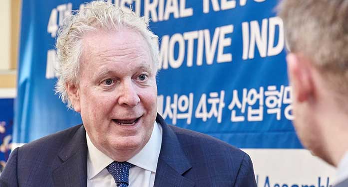 The return of Jean Charest: are his conservative roots strong enough?