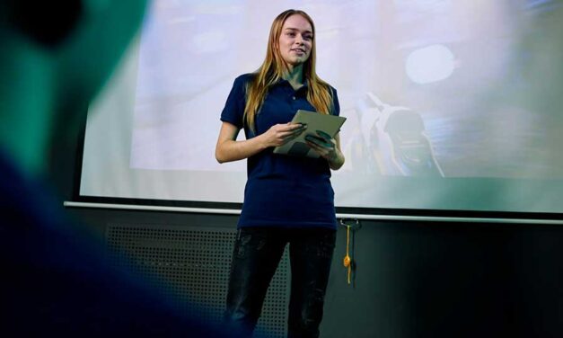 7 body language tips to make sure people take you seriously